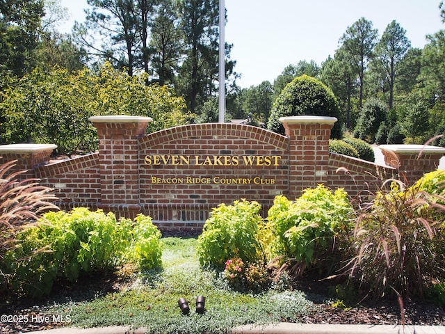 105 Tucker Ct, West End, NC 27376 - view of community / neighborhood sign