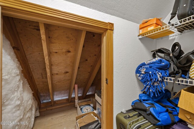 121 Pinewood Acres Dr, Powells Point, NC 27966 - view of storage room