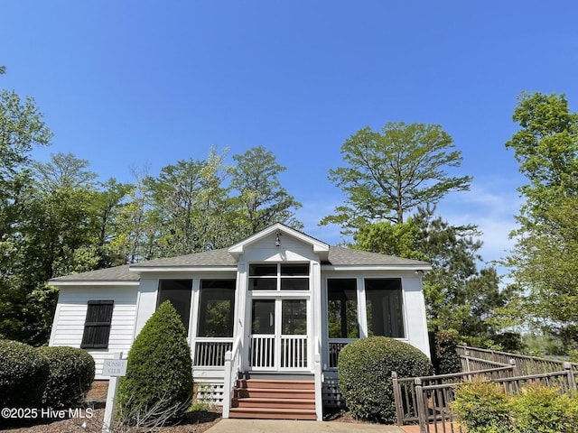 433 Riversound Dr, Edenton, NC 27932 - bungalow featuring a sunroom and roof with shingles