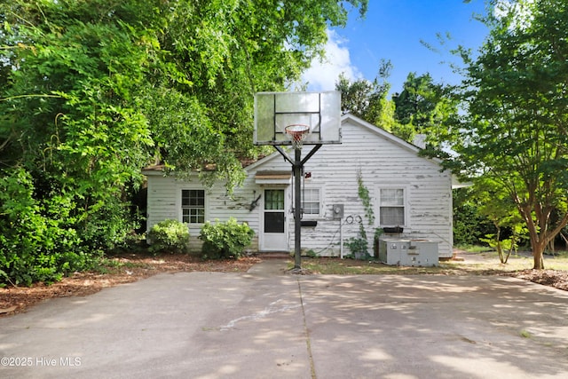 exterior space with basketball hoop