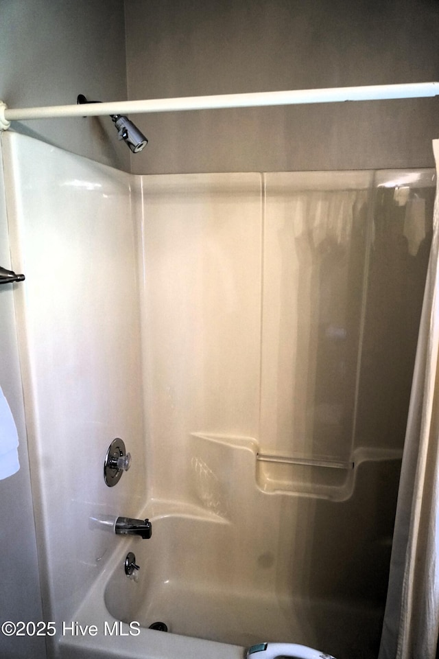 10 Flint Ct Unit 12, Pinehurst, NC 28374 - bathroom featuring shower / bathtub combination