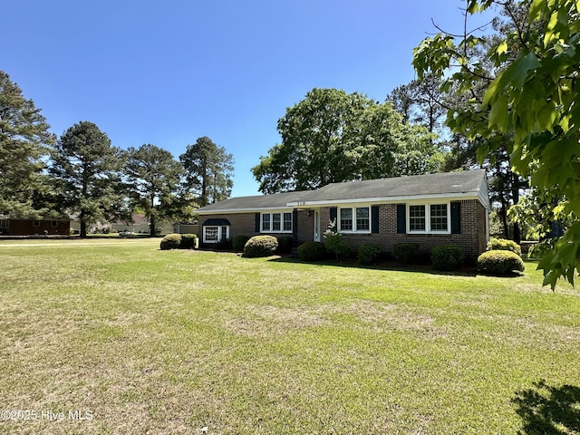 119 Emperor Landing Rd, Edenton, NC 27932 - ranch-style home featuring brick siding and a front yard