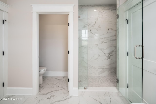 bathroom featuring baseboards, marble finish floor, a marble finish shower, and toilet