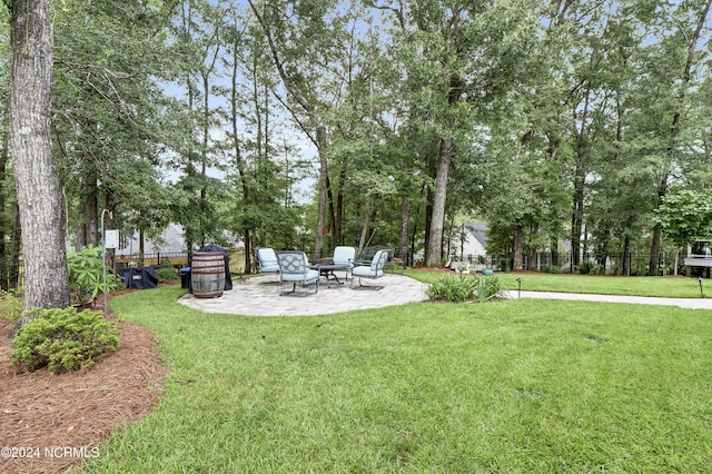 3726 White Cliffs Dr, Castle Hayne, NC 28429 - view of yard with a patio