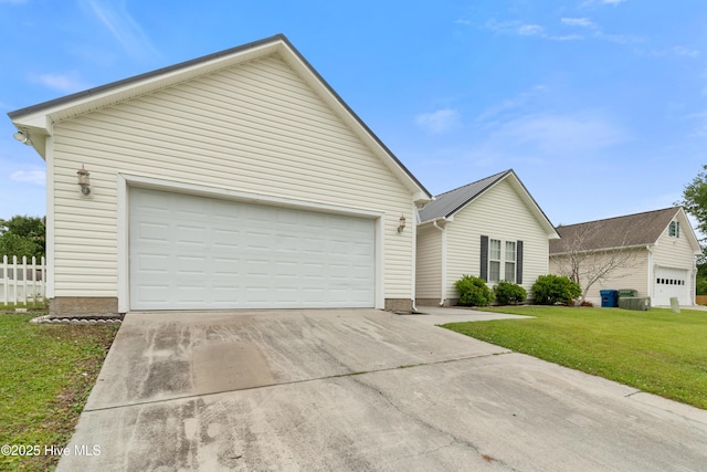 315 Whirlaway Blvd, Sneads Ferry, NC 28460 - single story home featuring driveway and an outbuilding