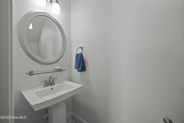 2312 Caracara Dr, New Bern, NC 28560 - view of bathroom