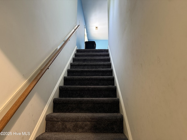 2602 Linden Ln NW, Wilson, NC 27896 - view of stairway