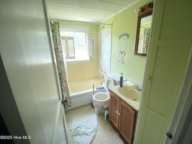 bathroom with vanity, toilet, shower / bath combination with curtain, and crown molding