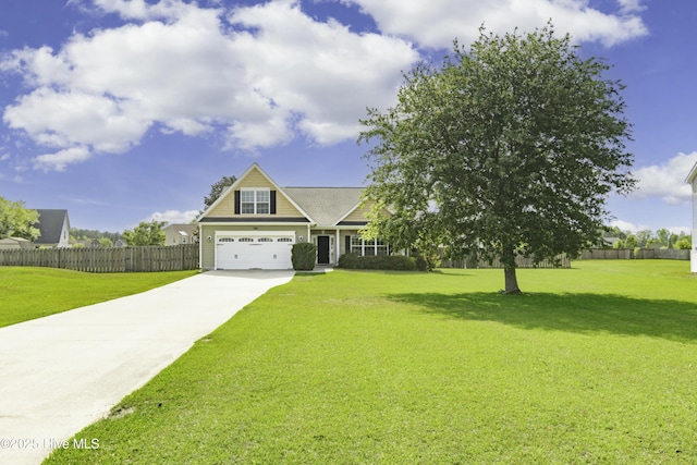 craftsman house with fence, a front lawn, a garage, and concrete driveway