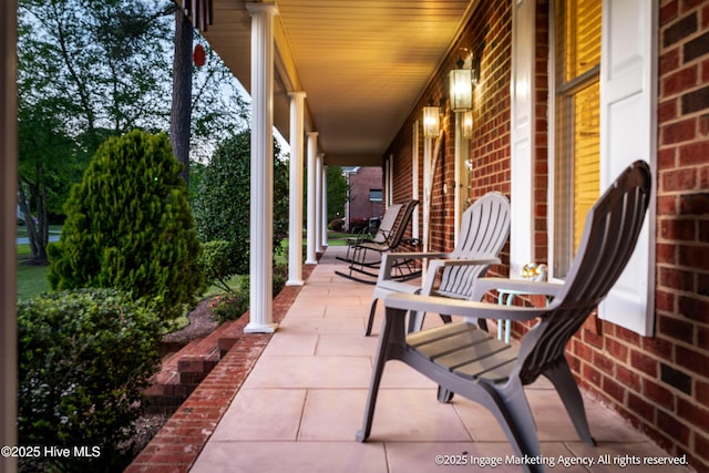 869 Driftwood Dr, Greenville, NC 27858 - view of porch