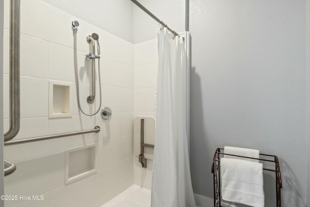 144 Pelican Pointe Dr, Elizabeth City, NC 27909 - full bath featuring a tile shower