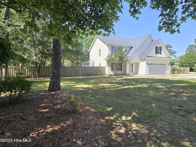 view of front of home featuring driveway