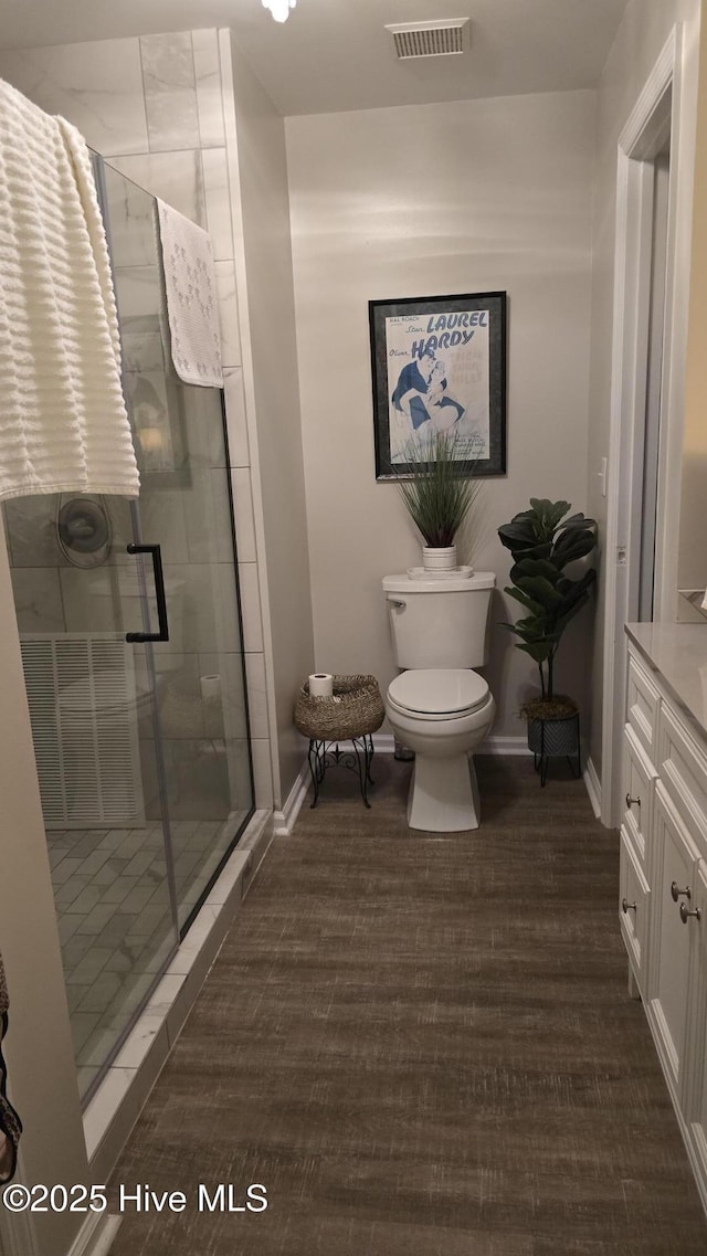 117 Foster Creek Ct, Swansboro, NC 28584 - bathroom with tiled shower