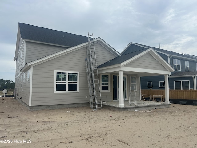 view of front of property with covered porch