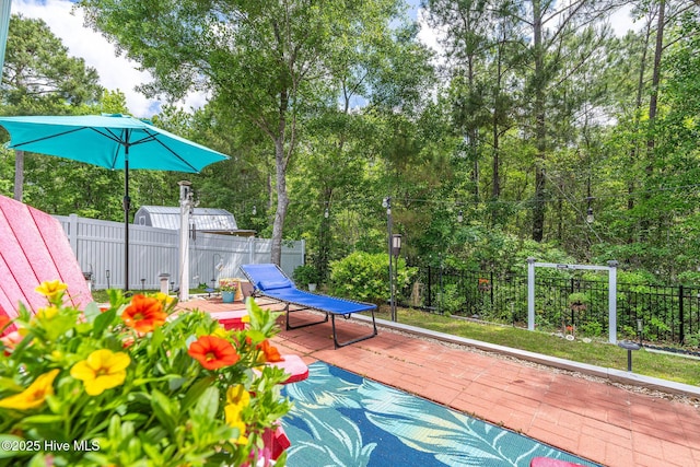 1516 Round Ridge Rd SE, Bolivia, NC 28422 - surrounding community with a fenced backyard