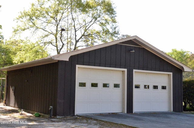 101 N Channel Haven Dr, Wilmington, NC 28409 - view of detached garage