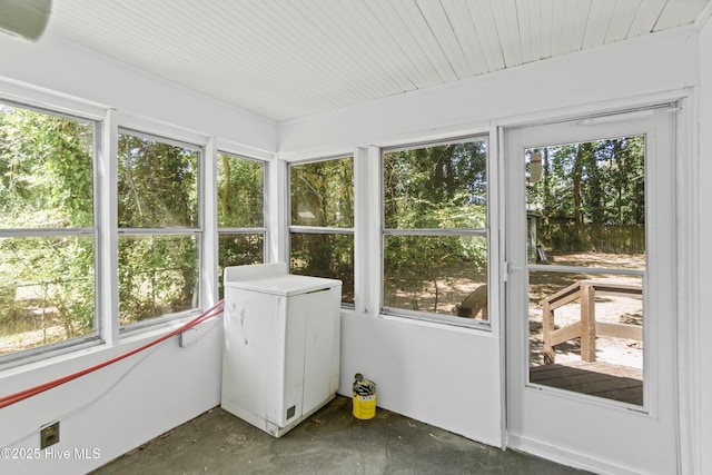 1111 W Williams Cir, Elizabeth City, NC 27909 - unfurnished sunroom featuring unfinished concrete flooring