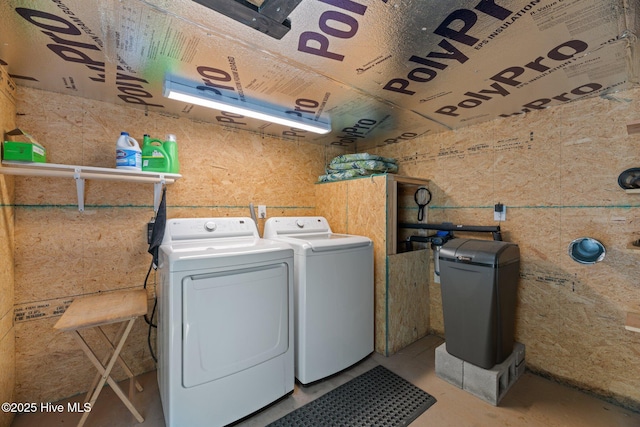 280 Charlie Rd, Arapahoe, NC 28510 - washroom with laundry area and independent washer and dryer