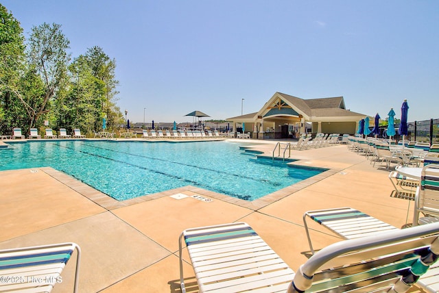 2226 Jasper Forest Trl, Winnabow, NC 28479 - community pool with a patio area