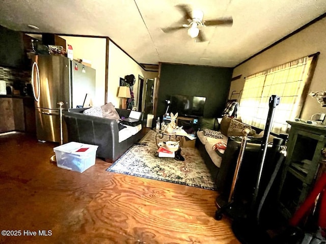 1281 Old Chinquapin Rd, Beulaville, NC 28518 - living area with a ceiling fan