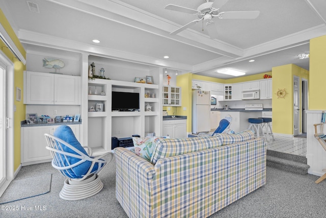 living room featuring visible vents, recessed lighting, light carpet, and ceiling fan
