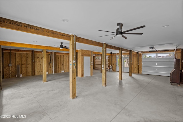 garage with a ceiling fan