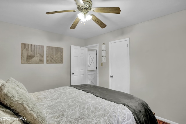 bedroom featuring a ceiling fan