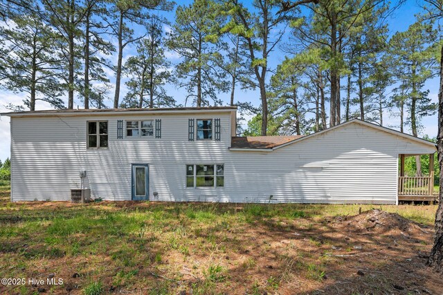 9952 US Highway 17 S, Vanceboro, NC 28586 - view of back of property