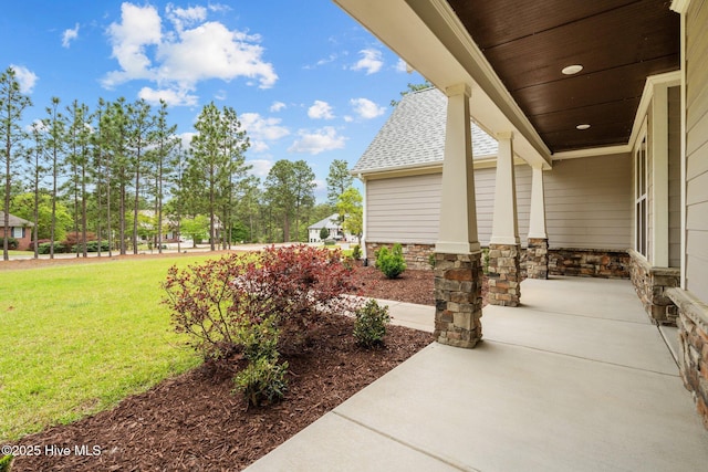 view of patio featuring a porch
