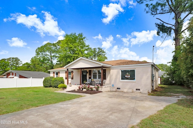 view of front of house featuring a porch, a front lawn, crawl space, concrete driveway, and fence