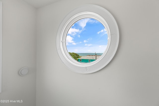 768 S Lumina Ave, Wrightsville Beach, NC 28480 - detailed view of a nearby body of water
