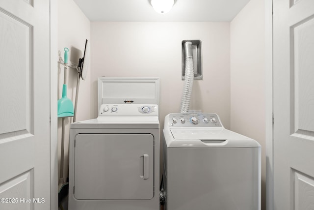 7610 High Market St Unit 3, Sunset Beach, NC 28468 - laundry room featuring washing machine and clothes dryer