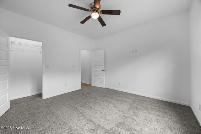 2594 Fountaintown Rd, Chinquapin, NC 28521 - bathroom featuring double vanity, a tub to relax in, wood finished floors, and recessed lighting