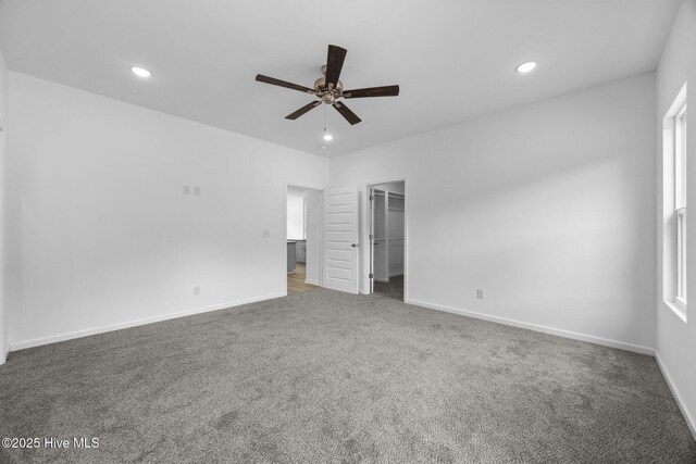 2594 Fountaintown Rd, Chinquapin, NC 28521 - bathroom with a bath