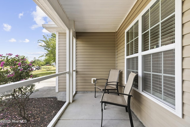 8602 Heirloom Dr NE, Leland, NC 28451 - balcony with covered porch