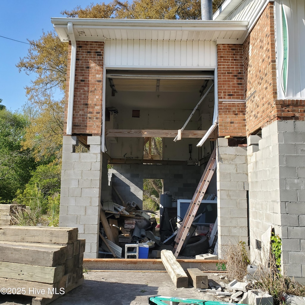 114 Graham Rd, Newport, NC 28570 - view of garage