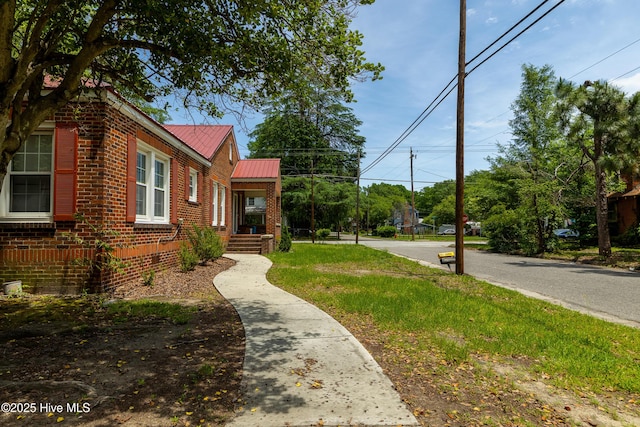 503 Spring St, Hamlet, NC 28345 - view of green lawn