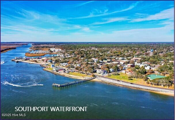 114 N Atlantic Ave, Southport, NC 28461 - bird's eye view of a large body of water