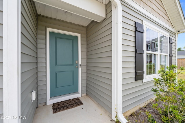 view of exterior entry