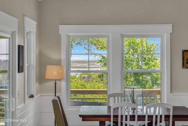 714 Hughes Rd, Hampstead, NC 28443 - entryway with wainscoting