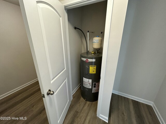 586 Chicod St, Grimesland, NC 27837 - utility room with water heater