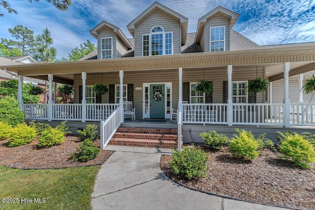 920 Diamondhead Dr S, Pinehurst, NC 28374 - farmhouse-style home featuring a porch and roof with shingles