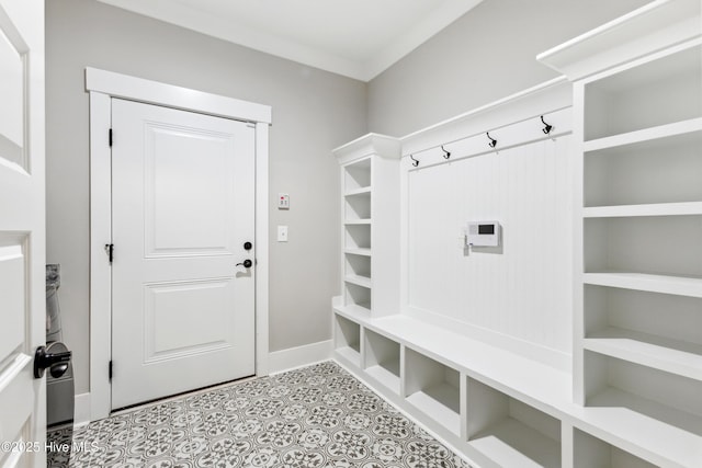 mudroom featuring baseboards