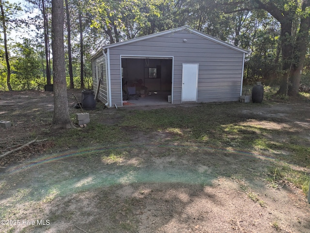 view of detached garage