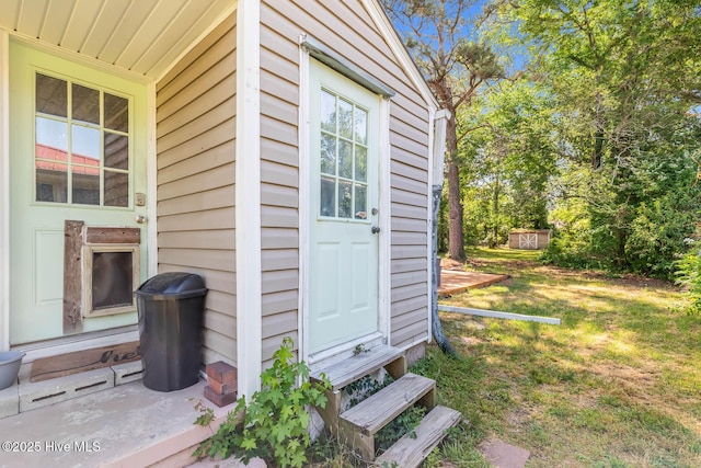 exterior space with a yard