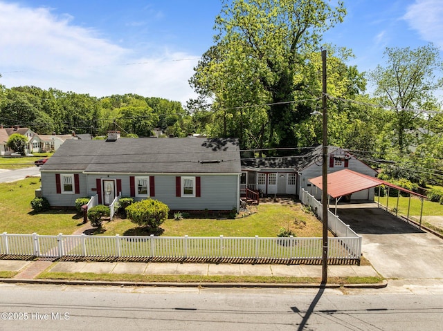 400 W Highland Ave, Kinston, NC 28501 - view of front of house featuring driveway and a carport