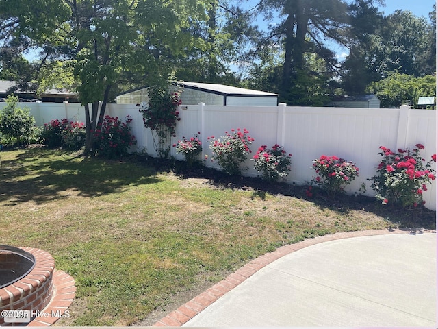 612 Blaney St, Clinton, NC 28328 - view of yard with a fenced backyard