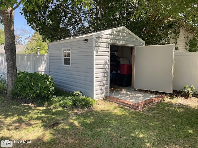 612 Blaney St, Clinton, NC 28328 - view of shed with fence
