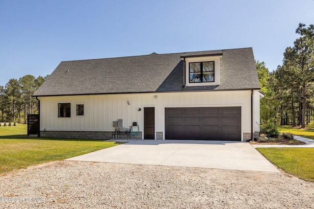 modern inspired farmhouse featuring a garage, a front lawn, driveway, and a shingled roof
