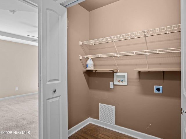 212 Peaceful Ln, Hubert, NC 28539 - laundry room with washer hookup, laundry area, baseboards, electric dryer hookup, and visible vents